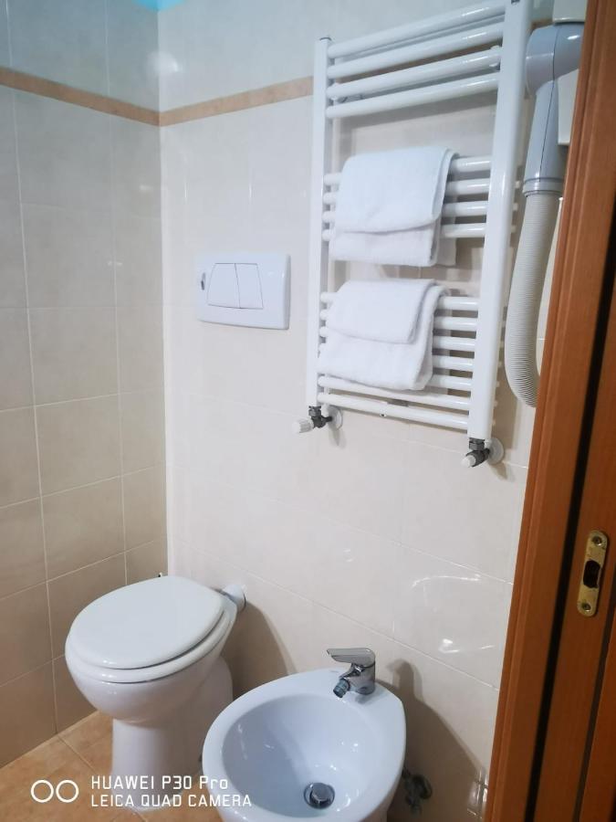 Porto Recanati Zimmer Exterior photo