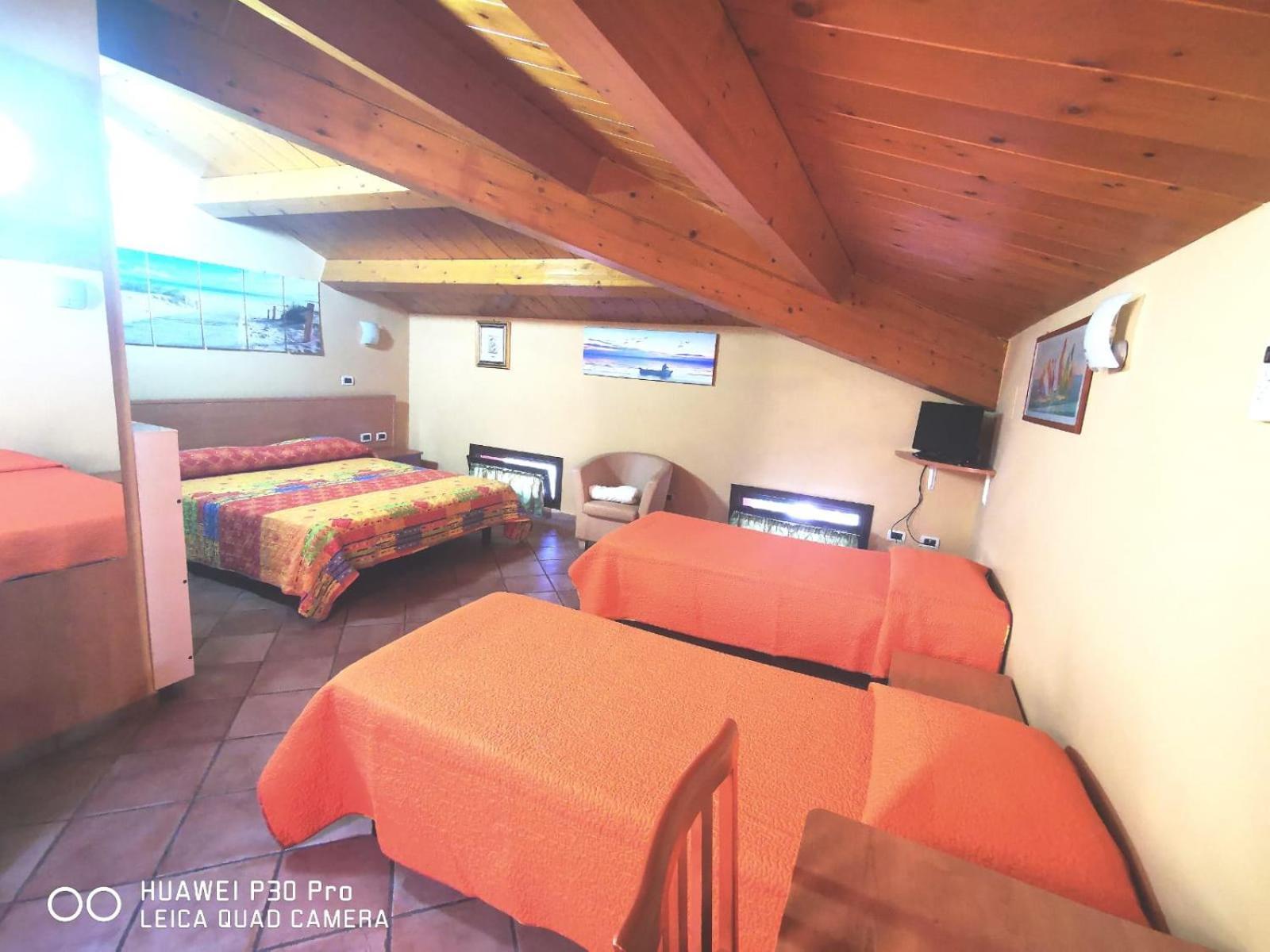 Porto Recanati Zimmer Exterior photo