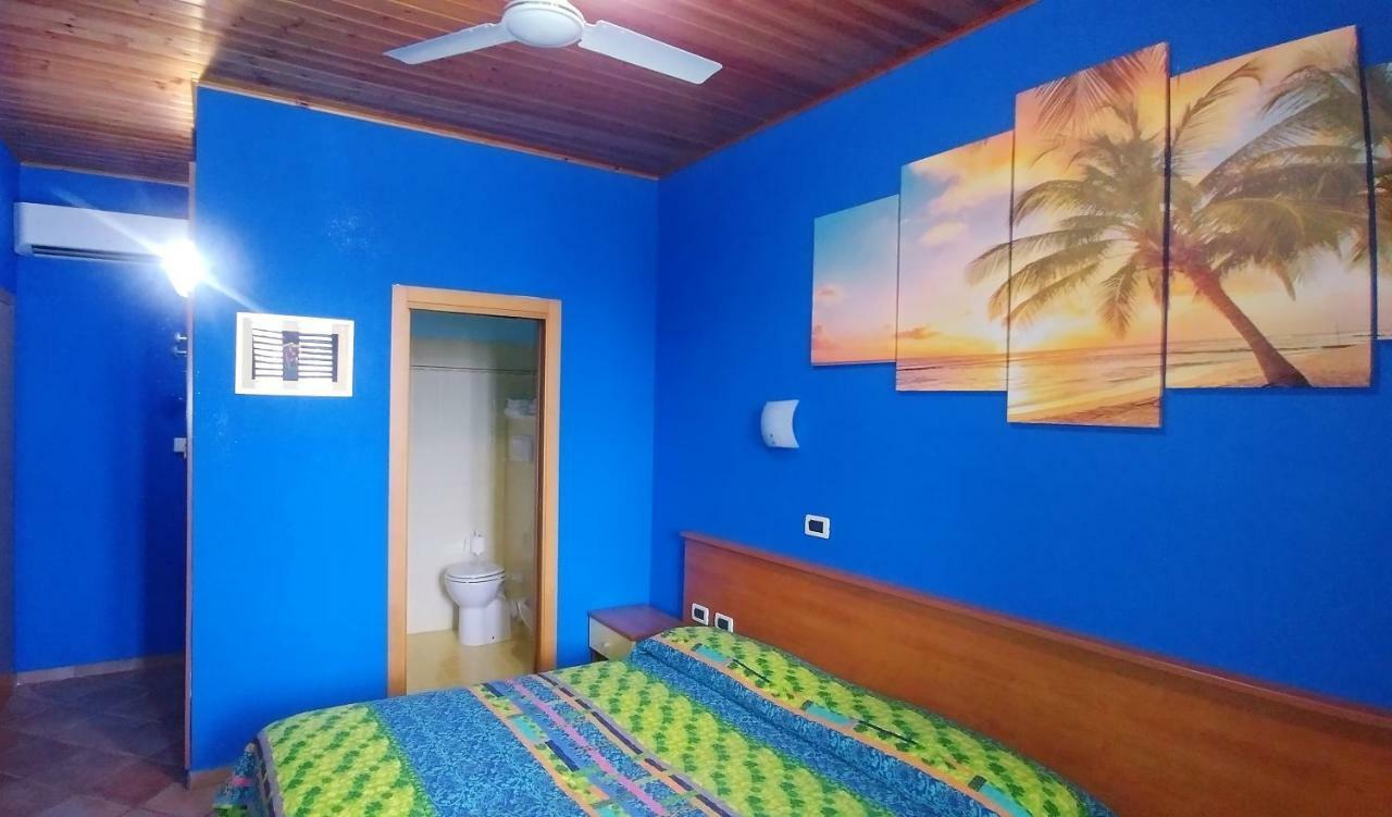 Porto Recanati Zimmer Exterior photo
